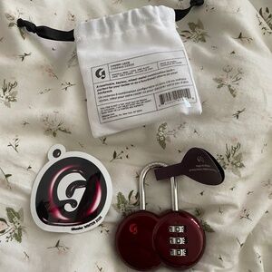 Glossier Cherry Lock